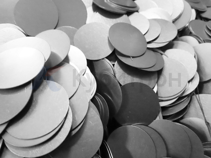 Ti-6Al-2Sn-4Zr-2Mo-0.8Si диск